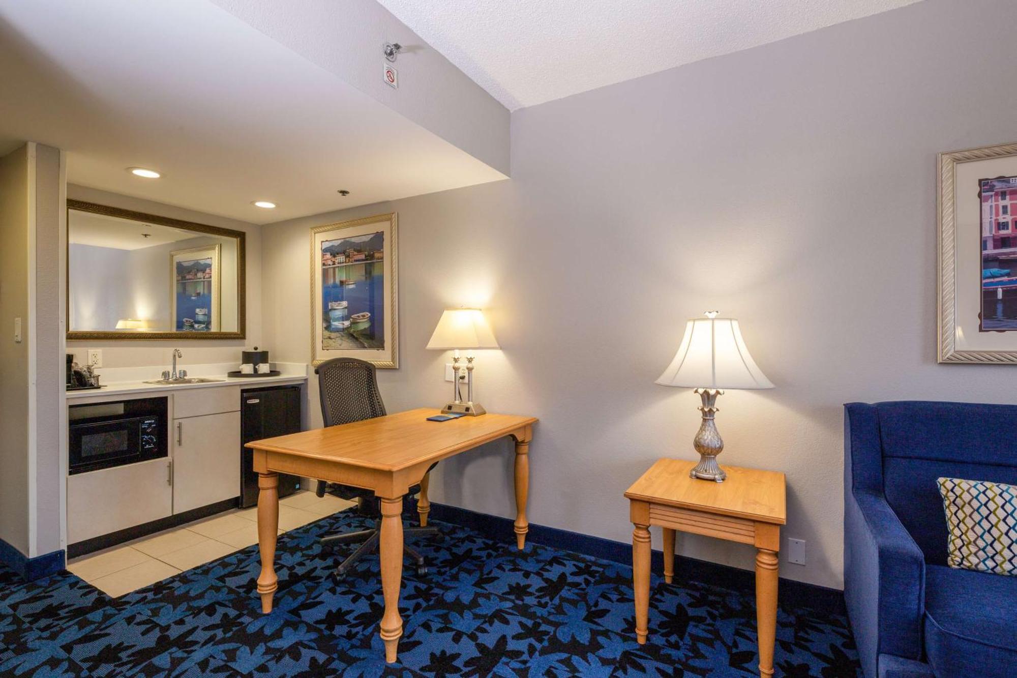 Hampton Inn & Suites Jacksonville Deerwood Park Exterior foto